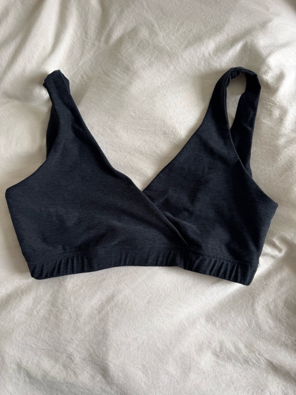 Beyond Yoga Black Wireless V-Neck Bralette - Comfort Stretch